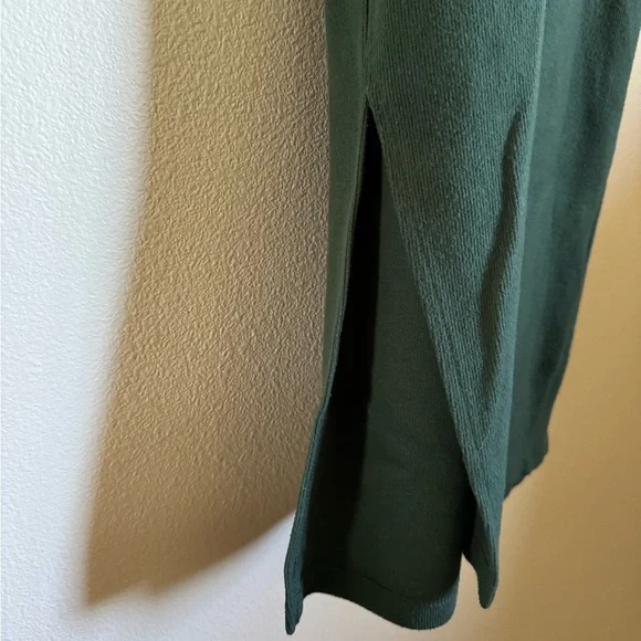 ASOS DESIGN Curve super soft v neck belted midi sweater dress - Picture 6 of 8